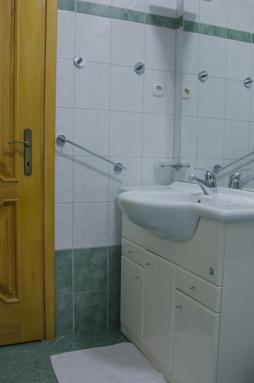 Miskar Rooms Cerknica Værelse billede