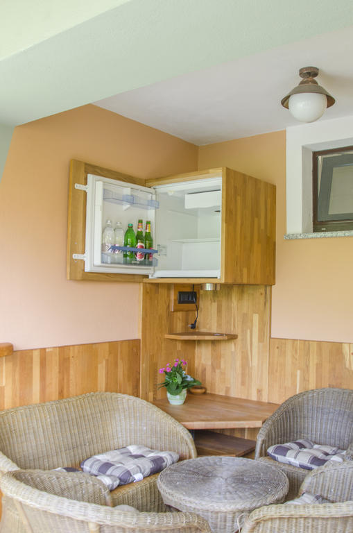 Miskar Rooms Cerknica Værelse billede
